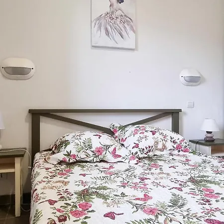 1 Bedroom Stunning In Dolus-doleron * Dolus d'Oléron